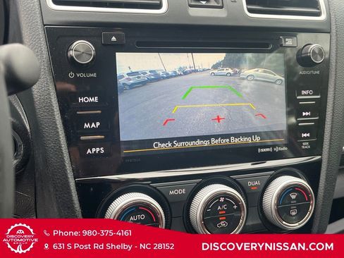 Used 2017 Subaru Forester 2.5i Touring image 12