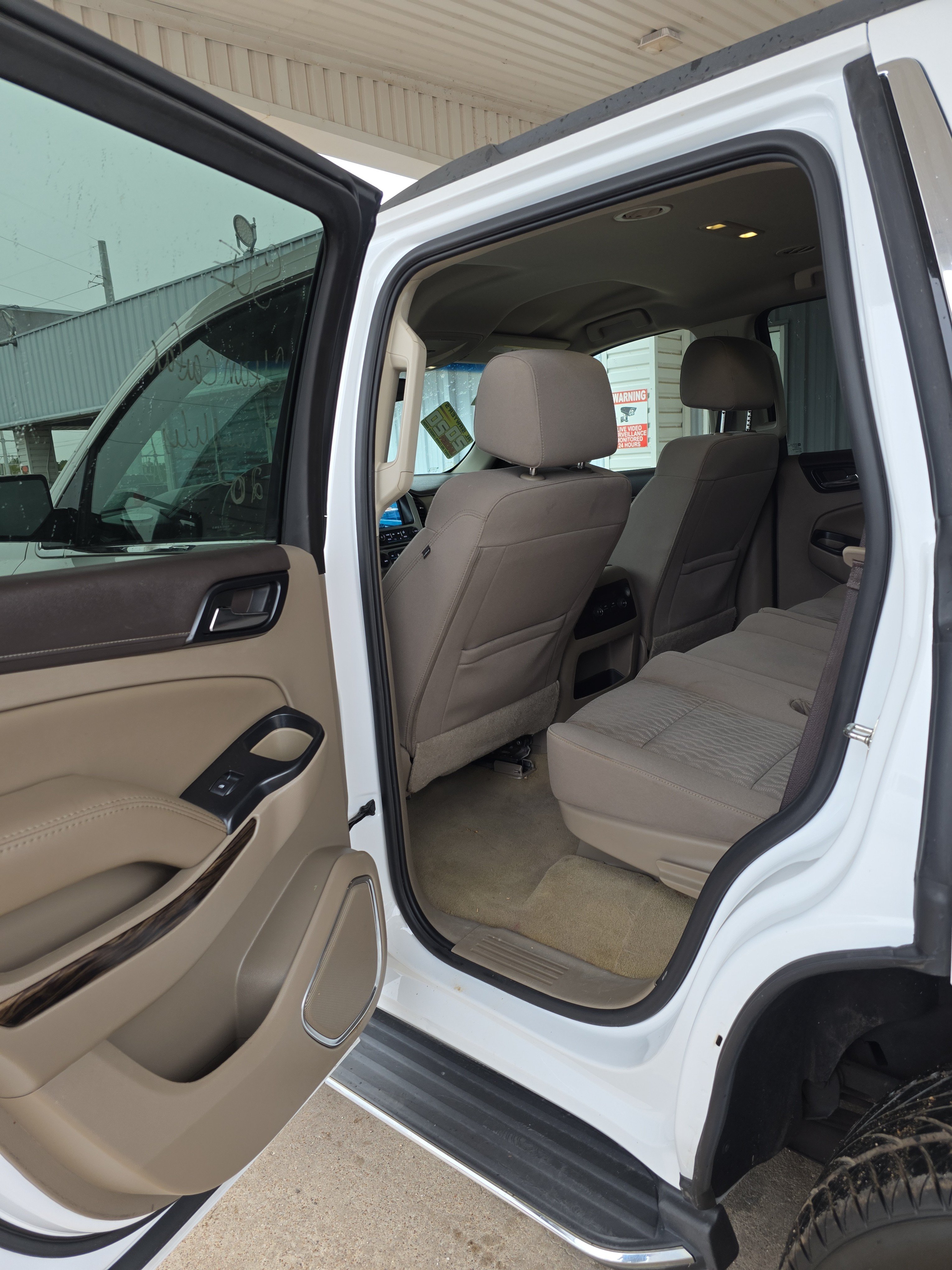 Used 2017 GMC Yukon SLE w/ SLE Value Package RWD image 17