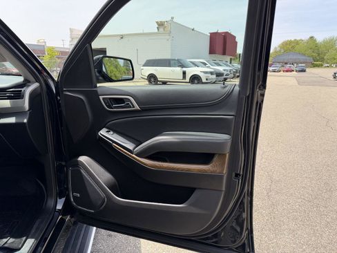 Used 2020 GMC Yukon XL Denali w/ Denali Ultimate Package AWD/4WD image 35
