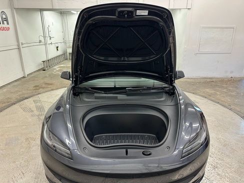 Used 2025 Tesla Model 3 Long Range image 18