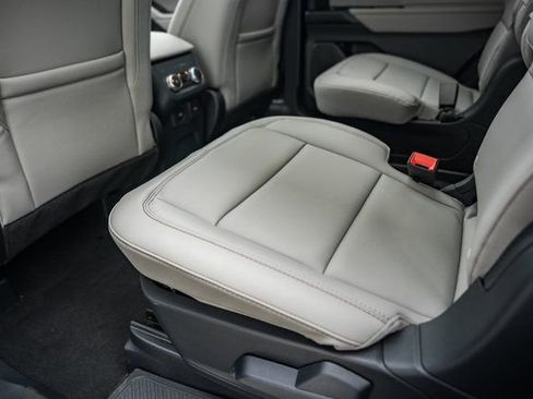 New 2026 Ford Explorer Active w/ Active Comfort Package AWD/4WD image 39