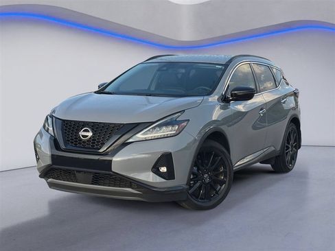 Used 2024 Nissan Murano SV w/ SV Midnight Edition Package FWD image 2