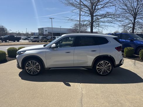 New 2026 BMW X1 xDrive28i w/ Technology Package image 2