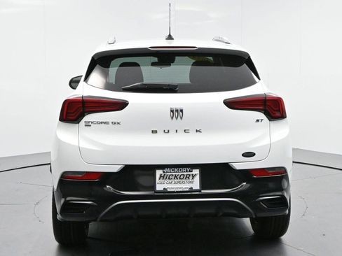 Used 2024 Buick Encore GX Sport Touring AWD/4WD image 6