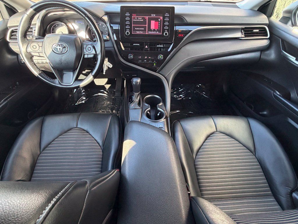 Used 2024 Toyota Camry SE FWD image 12
