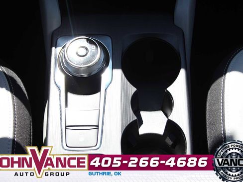 Used 2024 Ford Escape Active AWD/4WD image 29