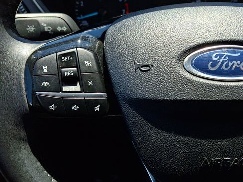 Used 2022 Ford Escape SE w/ Cold Weather Package AWD/4WD image 21