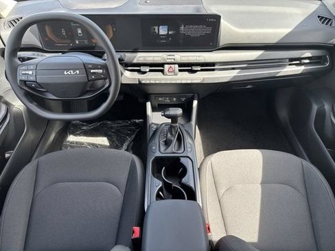 New 2026 Kia K4 FWD image 12