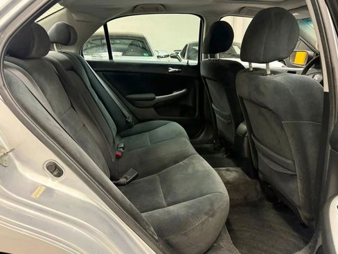 Used 2004 Honda Accord EX image 21