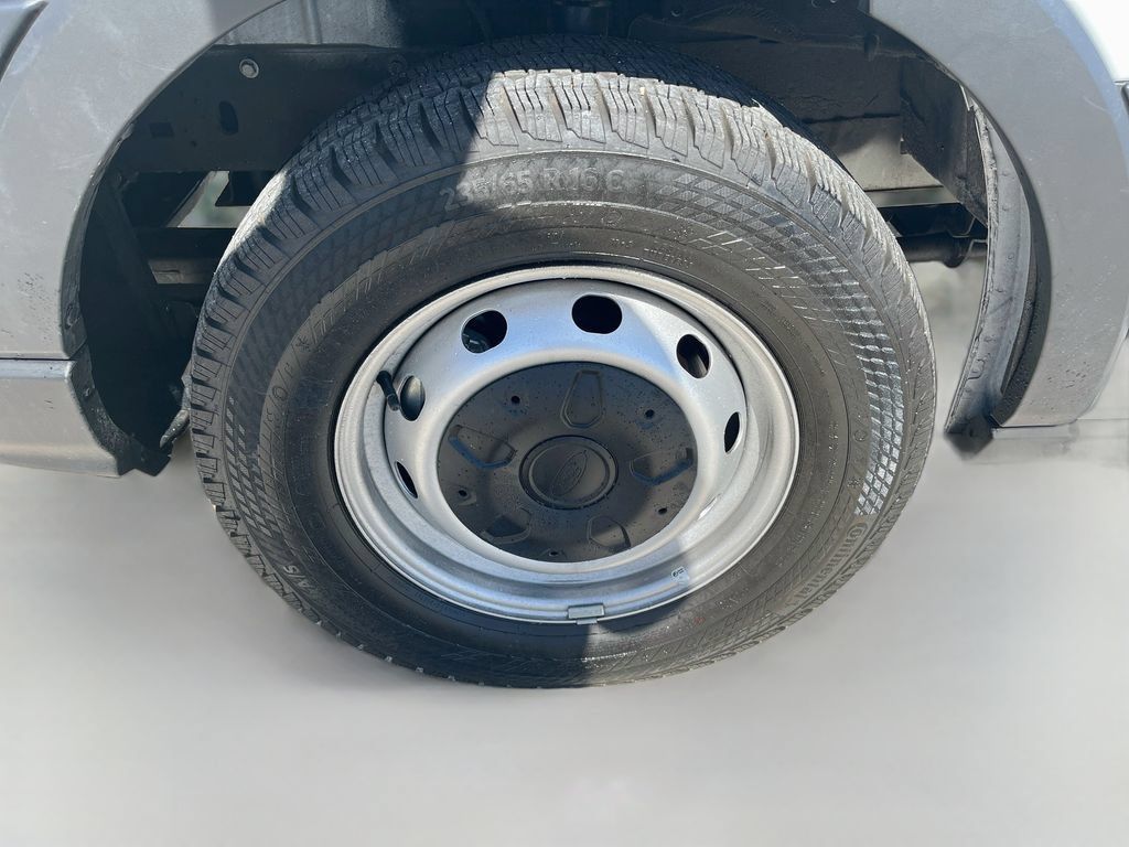 Used 2025 Ford Transit 150 Low Roof RWD image 31