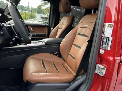 Certified 2025 Mercedes-Benz G 63 AMG 4MATIC image 21