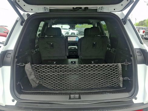 Certified 2024 Chevrolet Traverse LT w/ LPO, Floor Liner Package AWD/4WD image 29