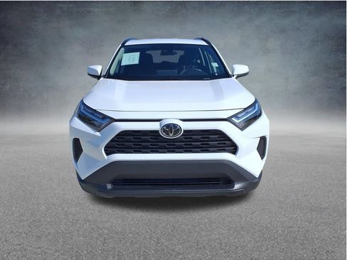 Used 2024 Toyota RAV4 XLE FWD image 2