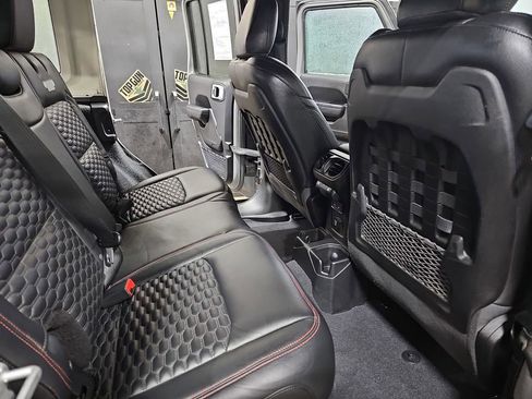 Used 2021 Jeep Wrangler Unlimited Rubicon image 11