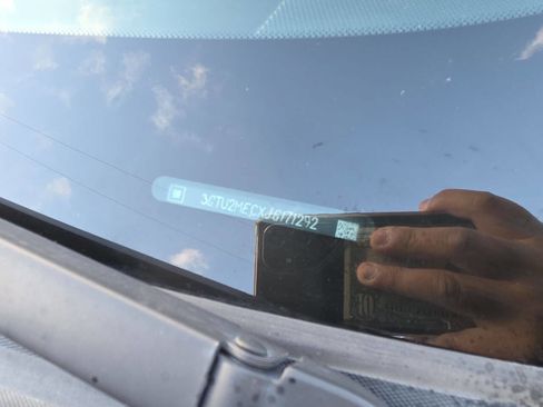 Used 2018 GMC Sierra 1500 SLE w/ SLE Value Package image 21