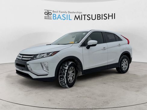Used 2019 Mitsubishi Eclipse Cross ES image 2