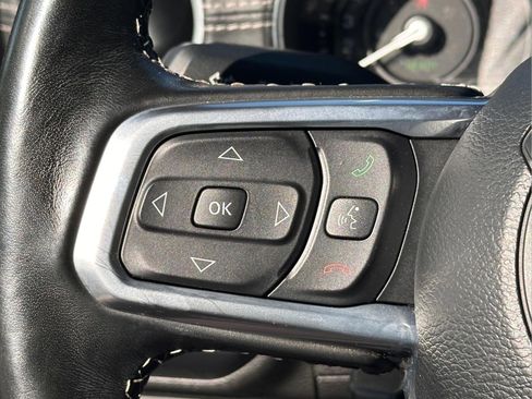 Used 2021 Jeep Wrangler Unlimited Sahara w/ Cold Weather Group AWD/4WD image 21