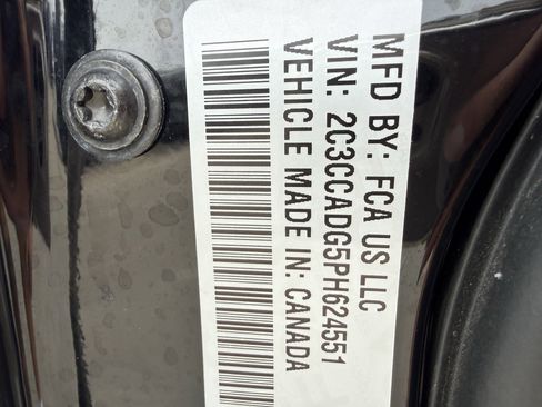 Used 2023 Chrysler 300 Touring L w/ Comfort Group image 33