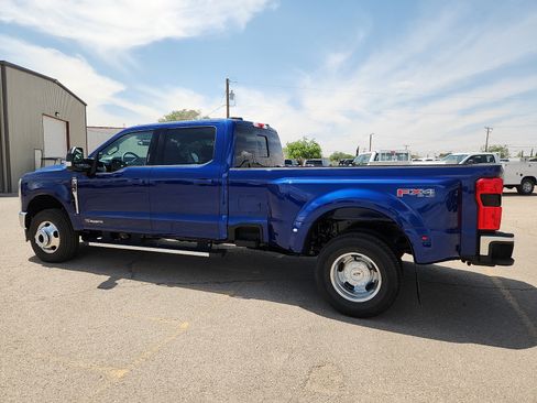 Certified 2026 Ford F350 Lariat w/ FX4 Off-Road Package AWD/4WD image 4