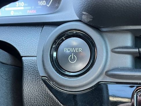 Used 2024 Toyota Crown Limited image 18