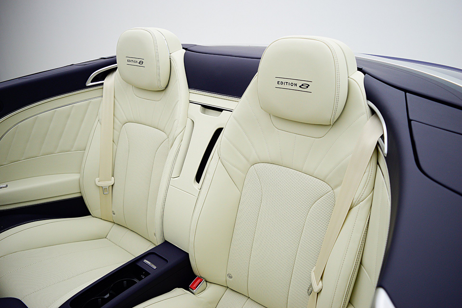 Used 2024 Bentley Continental GT AWD/4WD image 35