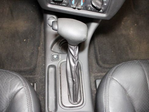 Used 2003 Chevrolet Monte Carlo SS w/ Preferred Equipment Group image 15