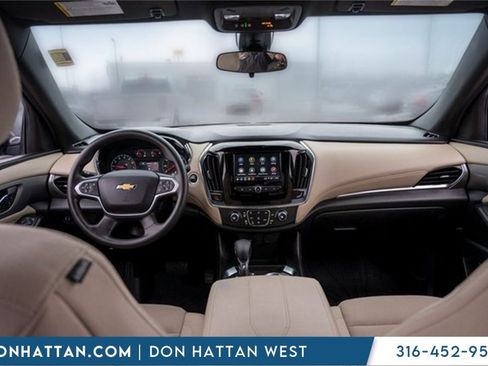 Used 2023 Chevrolet Traverse LS w/ Safety Package image 3