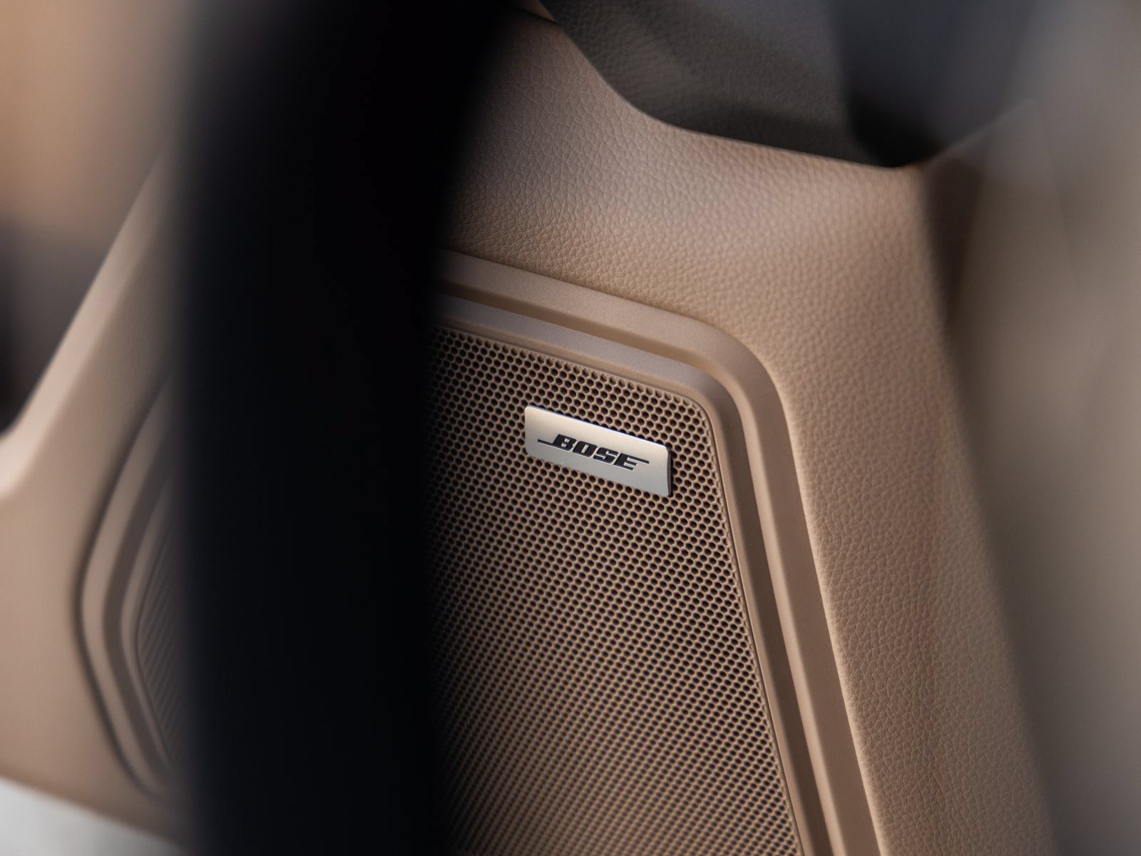 Certified 2026 Porsche Macan AWD/4WD image 22