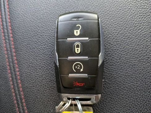 Used 2023 RAM 1500 Big Horn AWD/4WD image 31