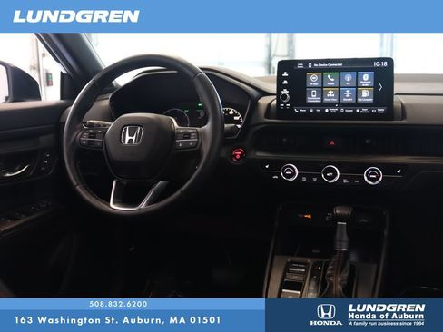 Used 2025 Honda CR-V Sport-L image 4