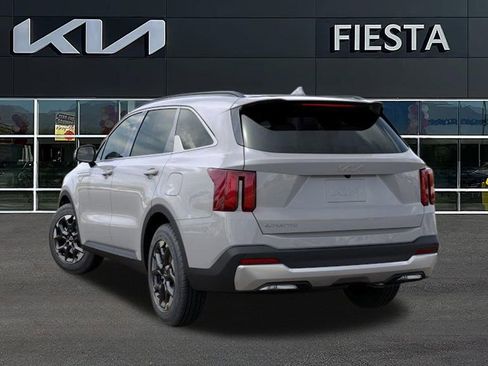 New 2026 Kia Sorento S image 4