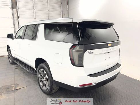 New 2026 Chevrolet Suburban LT w/ Comfort Package AWD/4WD image 6