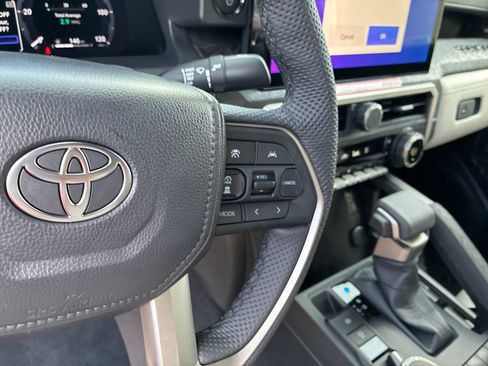 New 2026 Toyota Tacoma Limited AWD/4WD image 22