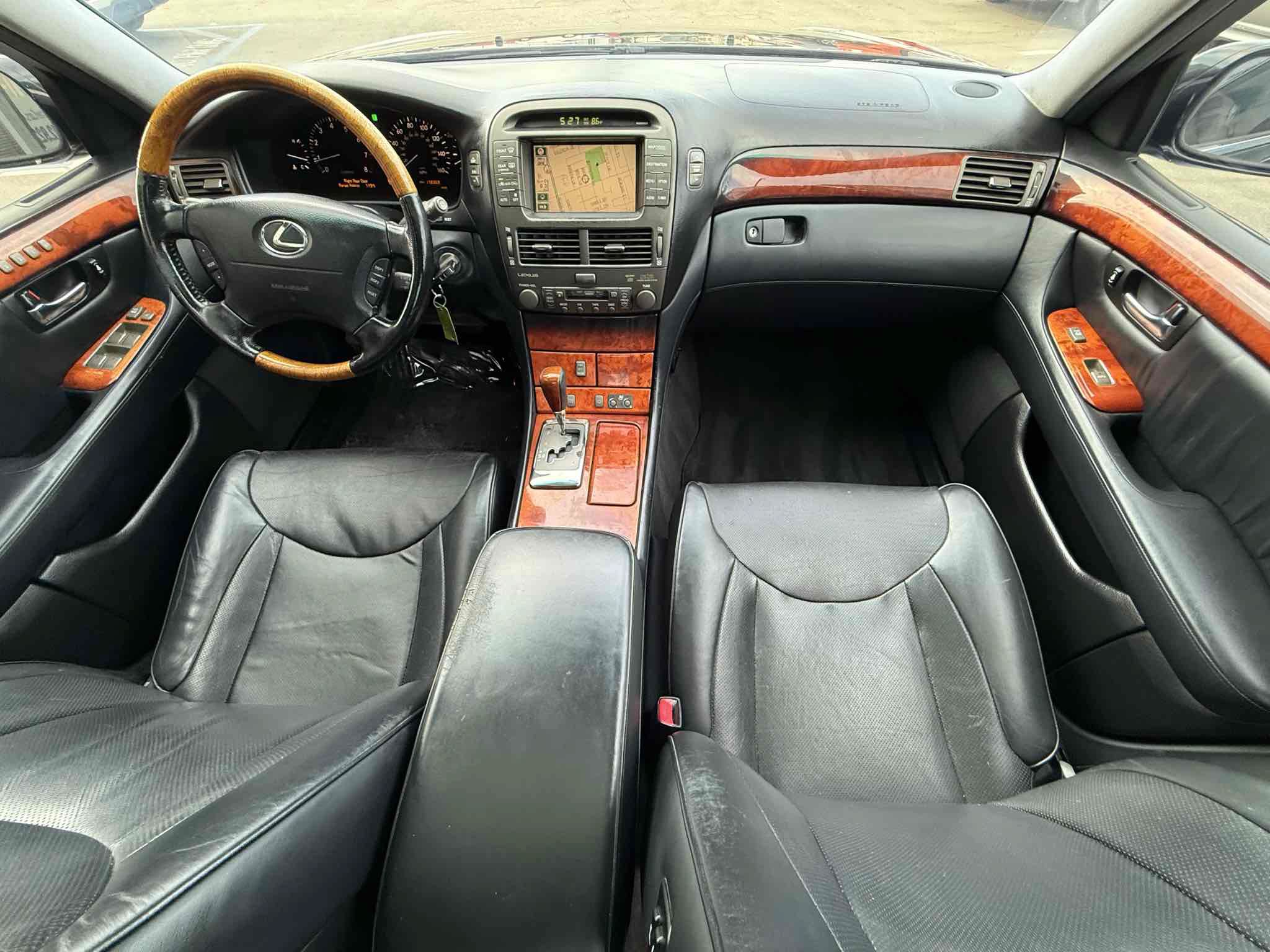 Used 2005 Lexus LS 430 RWD image 16