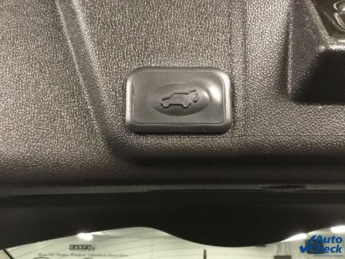 Used 2013 Buick Enclave Leather image 13