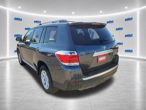 Used 2012 Toyota Highlander 4WD w/ Tech Pkg image 3