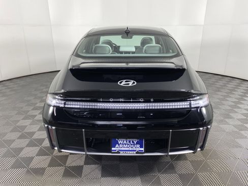 Used 2024 Hyundai Ioniq 6 SEL image 9