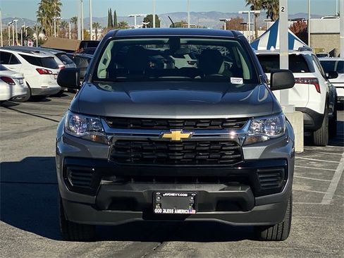 Used 2022 Chevrolet Colorado W/T image 2