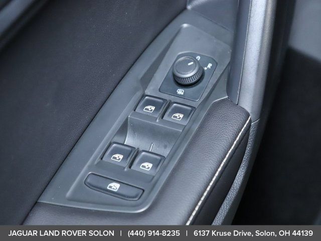 Used 2024 Volkswagen Tiguan S AWD/4WD image 32