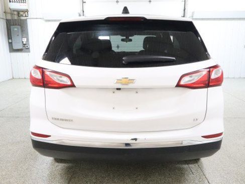 Used 2019 Chevrolet Equinox LT FWD image 8