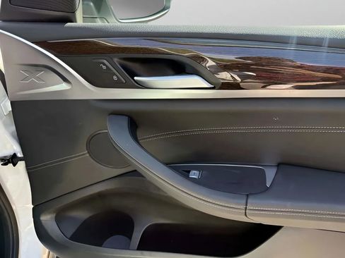 Used 2022 BMW X3 xDrive30i w/ Premium Package 2 image 17