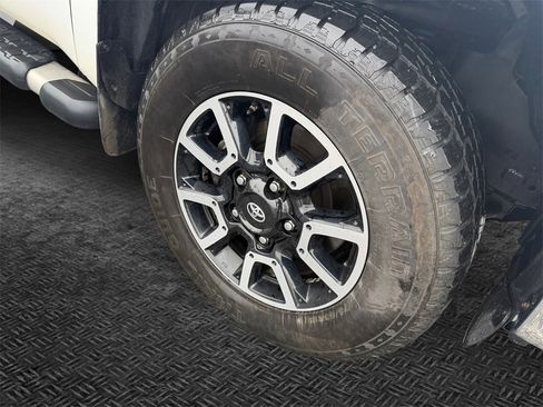 Used 2020 Toyota Tundra SR5 w/ TRD Off-Road Package image 11
