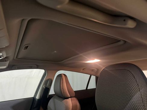 Certified 2024 Subaru Crosstrek 2.0i Premium image 22