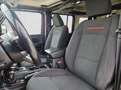 Used 2018 Jeep Wrangler Unlimited Rubicon AWD/4WD image 17