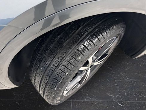 Used 2025 Audi Q5 2.0T Premium Plus w/ Premium Plus Package image 37