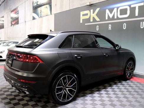 Used 2023 Audi SQ8 Prestige image 9