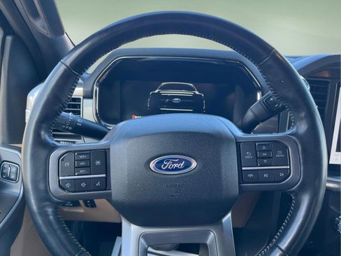 Used 2021 Ford F150 Lariat RWD image 15