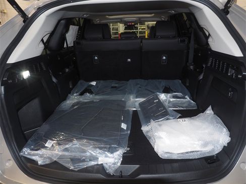 New 2026 MAZDA CX-90 Plug-In Hybrid w/ Preferred image 7