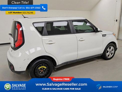 Used 2017 Kia Soul FWD image 4