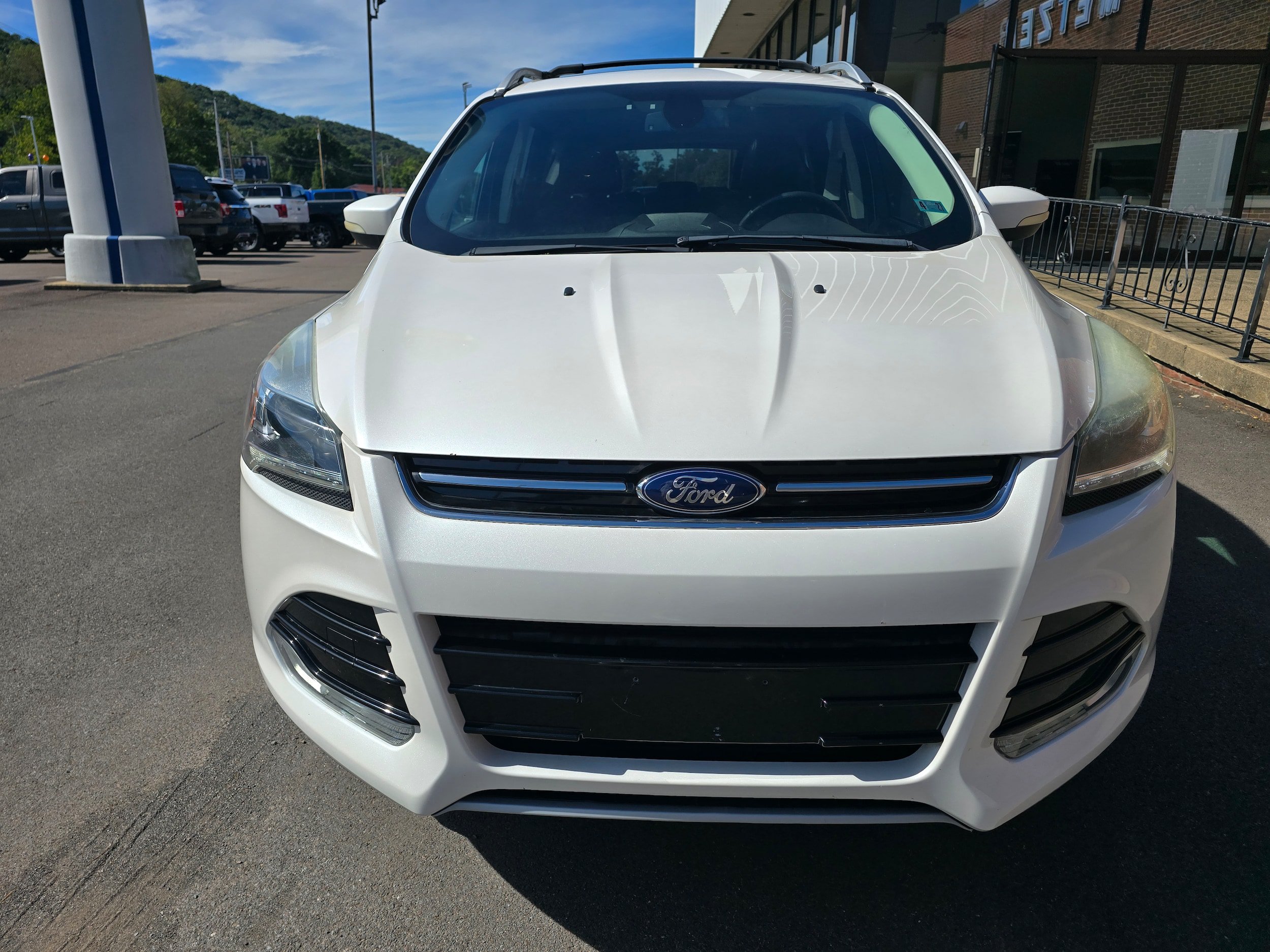 Used 2013 Ford Escape Titanium AWD/4WD image 2